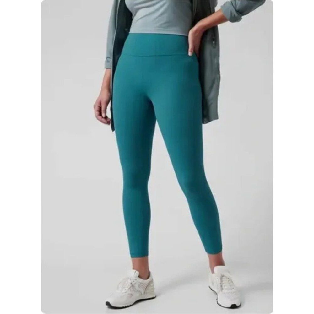 Athleta Borealis Green Transcend 7/8 Tight Leggings Size XS Athletic Sporty